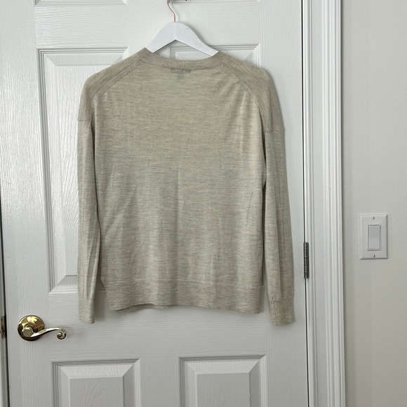 J.Crew Merino Wool‑Blend V‑Neck Sweater in Marled Gray— Women's Small - Picture 2 of 7
